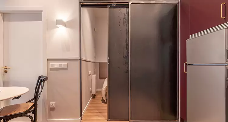 We Fix Closet Sliding Door in Castro Valley, CA